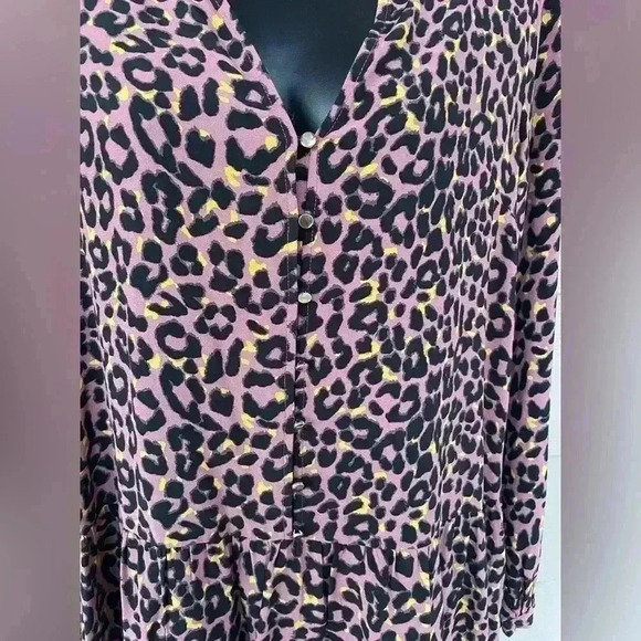 LOFT womens Leopard Print black pink Button down V neck Tiered Swing Dress used - Picture 8 of 8